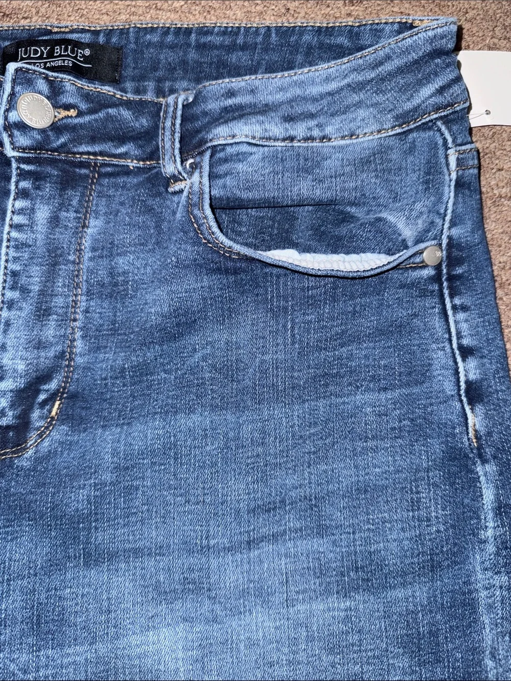 JUDY BLUE Denim Shorts - Medium Blue